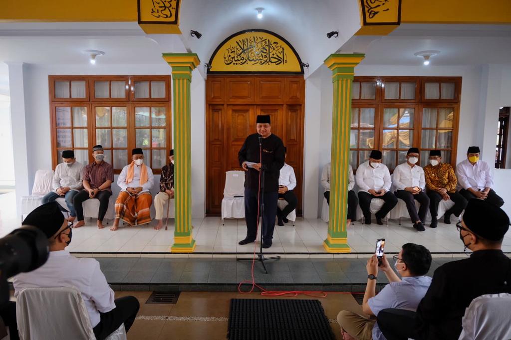 Kunjungi Pondok Pesantren Menko Airlangga Dorong Pemberdayaan Ekonomi Masyarakat Dan