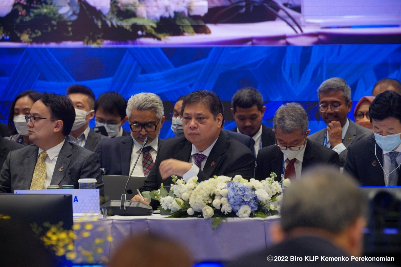 Pimpin Delegasi RI Dalam APEC Ministerial Meeting, Menko Airlangga Ajak ...