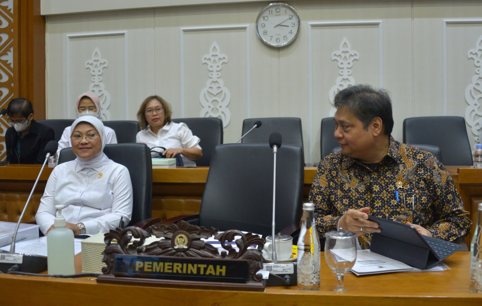 Rapat Kerja Pemerintah Dan Badan Legislasi DPR RI, Menko Airlangga Sampaikan Penjelasan Terkait ...